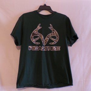Realtree Men’s Green Cameo Graphic T-Shirt – Size Large    (S513)